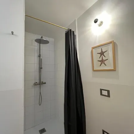 Con Corte Privata شقة *
