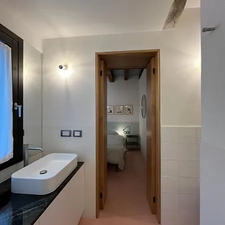 شقة Con Corte Privata